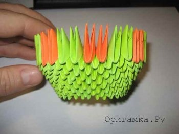 Moduláris origami „kosárba”