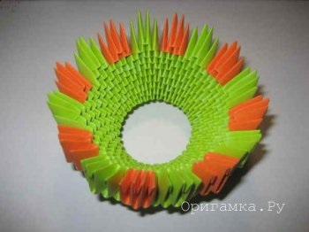 Moduláris origami „kosárba”