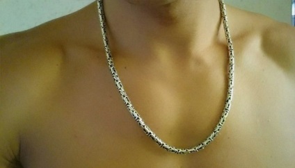 Férfi ezüst lánc a nyakában és a kar fajtái és jellemzői kiválasztási