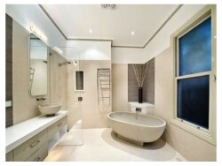 Натяжна стеля у ванній кімнаті - фото, поради, дизайн