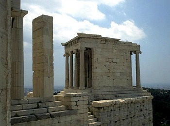Athena Nike - a templomban az Akropolisz (fotó) a leírás, történelem folyamán, kirakós játékok
