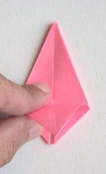 Origami Lily (a) origami liliom