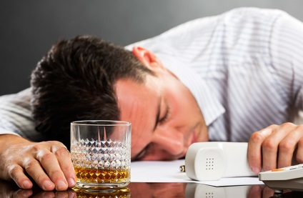 Brain alkohol mérgezés, hogyan kell visszaállítani a memória ivás után