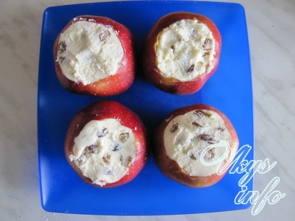 Печені яблука з сиром в духовці рецепт з фото