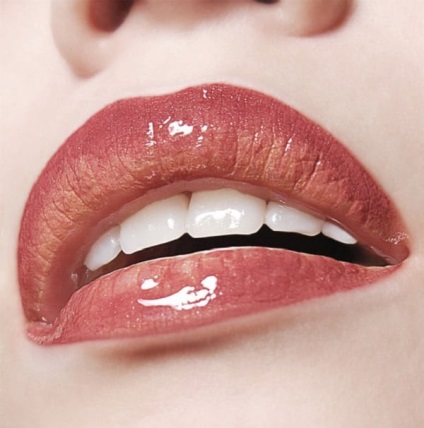 Permanent make-up kép ajkak előtt és után hatások (következmények) Tartós smink ajkak fotók előtt és után hatások