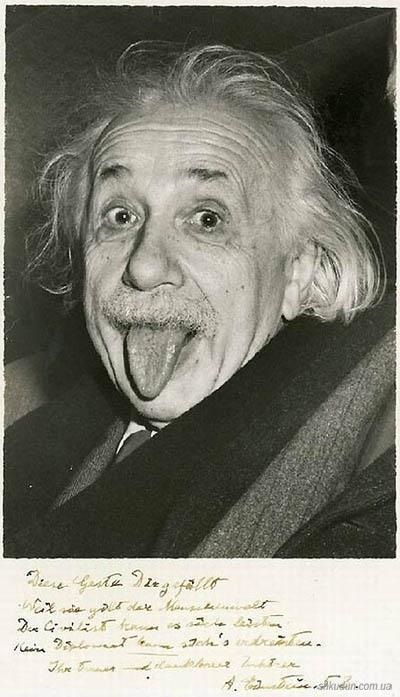 Miért Einstein a fotó mutatja nyelvet!