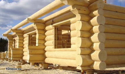 Miért gondoljuk, hogy a legjobb fából készült ház tégla előnyeiről és hátrányairól