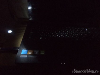 Hordozható flexibilis USB lámpa kezével (lámpa) Hordozható flexibilis USB lámpa kezével