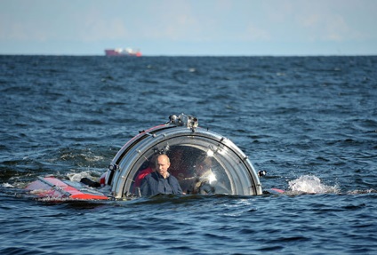 Putyin, a földön, a vízen és a levegőben -, hogy mi mozgatja az elnök (fotók)