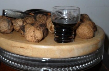 Recept infúziók Moonshine (Moonshine) Recept tinktúra a holdvilág