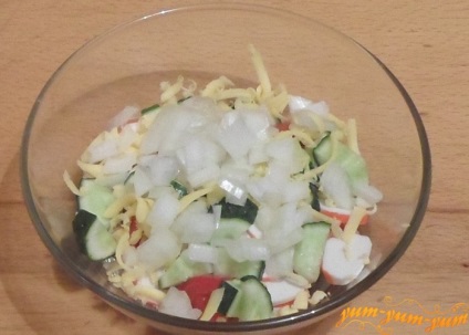 Recept saláta Tarisznyarák, paradicsom és uborka