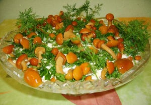 Saláta marinált gombák ízletes és egyszerű receptek, gomba helyszínen