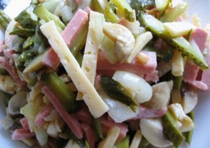Saláta főtt kolbász - hagyományos és új receptek salátával