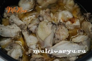 Satsivi csirke multivarka, multivarka - könnyen elkészíthető, finom enni!