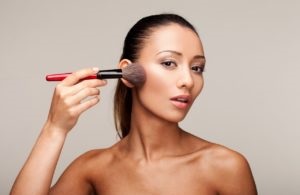 Titkok Radiance kiemelő vagy hogyan kell kiválasztani a hivatalos honlapján a magazin cetré (kiválasztás) Titkok Radiance kiemelő vagy hogyan kell kiválasztani a hivatalos honlapján a magazin cetré