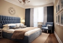 Kék hálószoba hang és a szín, fehér bútorok, belső képek, design szürke, sötét stílus tapéta, függöny