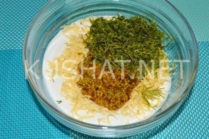 Sajtmártással chips nachos (sajtmártással chipek nachos fotó) Sajtmártással chipek nachos