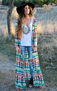 Hippie stílusú ruházat 50 ötletet, hogy megteremtse a képet a szivárvány