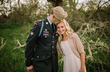 Esküvő katonai stílus (katonai)