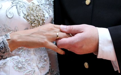 Esküvői jelek és babonák - hasznos információt nyújt a menyasszony és a vőlegény a vállalat «iranica