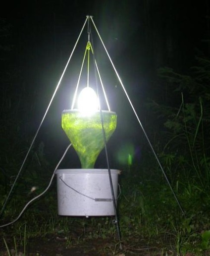 Fénycsapda rovarok (fénycsapda) Fénycsapdák rovarokra