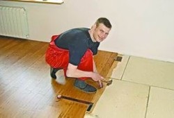 Csemperagasztás a lemez túlzott sár (iszap) Csemperagasztás a lemez túlzott szennyeződés