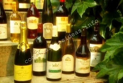 Bor üzleti értékesítési bor az üveg és a boltban