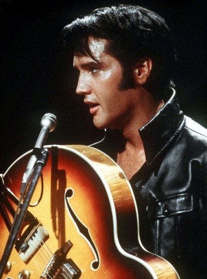 Celebrity frizura Elvis Presley fotó értékelés (Elvis) Celebrity frizura Elvis Presley fotó vélemények
