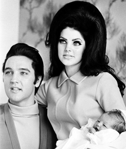 Celebrity frizura Elvis Presley fotó értékelés (Presley) Celebrity frizura Elvis Presley fotó vélemények
