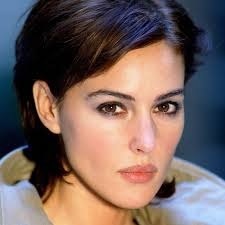 Csillagok stílus Monica Bellucci