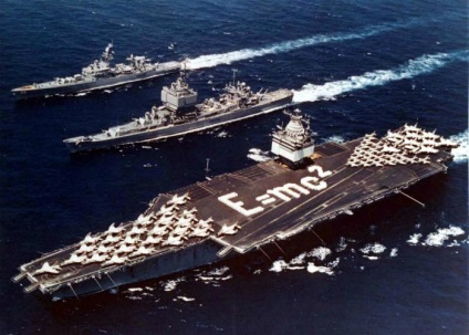 7. A legtöbb nagy modellek haditengerészeti repülőgép-hordozók a világon