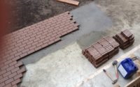 Чим і як пофарбувати тротуарну плитку своїми руками