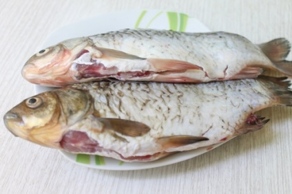 A két leginkább finom és egyszerű recept elkészítése folyami halak