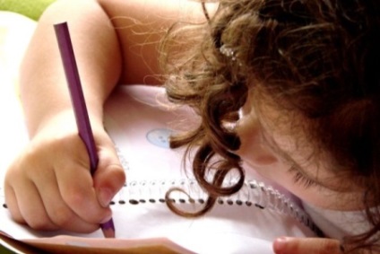 Hogyan kell tanítani a gyermeket, hogy helyesen írni 5 tipp - női magazin