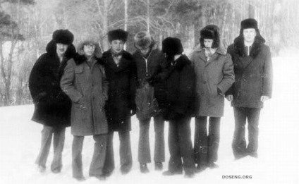 Hogyan ruha a szovjet ifjúság (25 fotó)