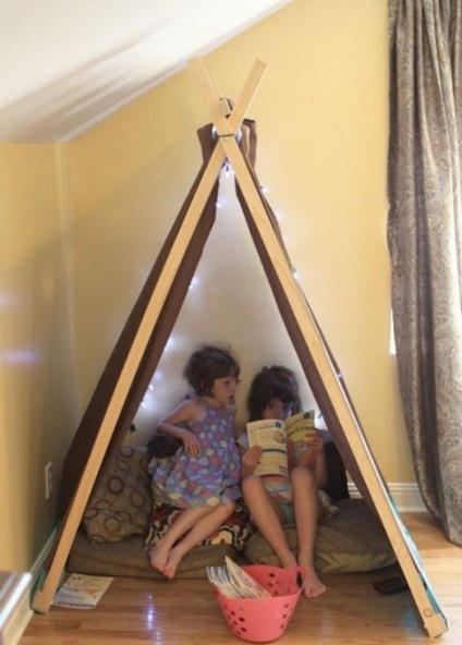 Hogyan építsünk egy kunyhót a gyerekszobában - tanácsadás tervező