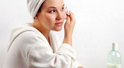 Hogyan lehet eltávolítani a duzzanat az arcon - az okok arcduzzadás reggel