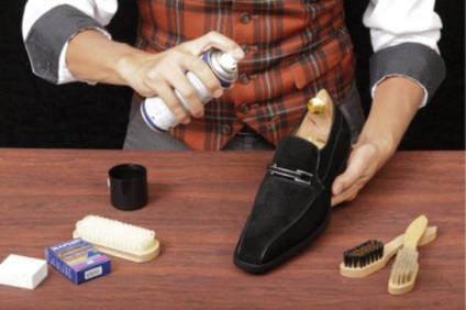 Hogyan mossa velúr cipők, tiszta otthon