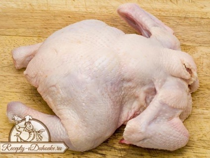 Csirke fóliába a sütőben recept egy egyszerű, lépésről lépésre irányban