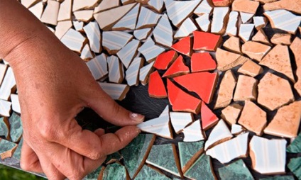 Mosaic kerámialapok kezük utasítás (fotók és videó)