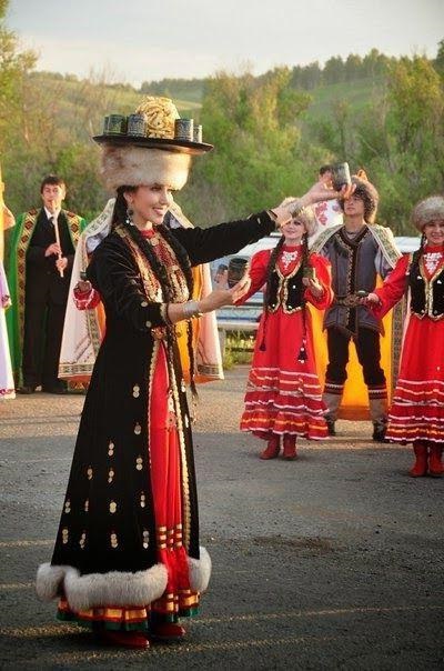 Baskír nemzeti ünnep története, leírása és hagyomány