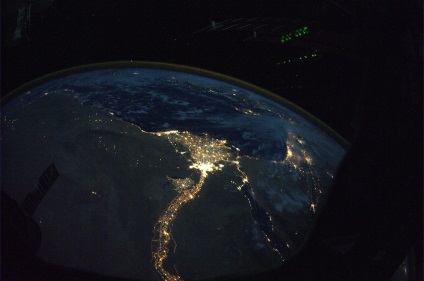 Hihetetlen képek az űrből űrhajós Douglas Wheelock - hírek képekben