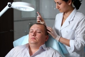 Foltos kopaszodás kezelésére a férfiak