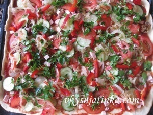 Pizza friss uborka - recept fotókkal