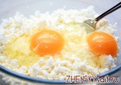 Recept túró fánk származó túró, készítsen egyszerű és ízletes csemege