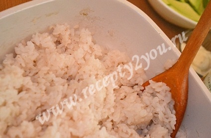 Tekercsben vagy tekercs rizs kifordítva otthon, receptek az Ön számára