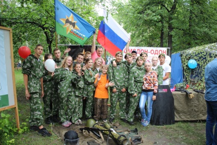 Head Igor hazafias katonai Leontiev center „hazafi felhoztam gyerekkori”