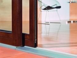 Csúszó beltéri ajtók - az alapvető mechanizmusokat és szerelési tippek