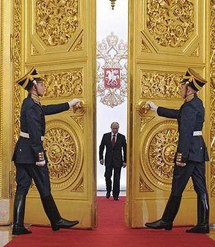 Mióta Putyin elnök magyarországi melyik év Putyin elnök lett az első alkalommal