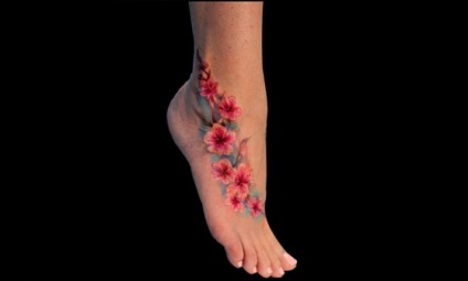 Tattoo lábánál lányok tetoválás fotó és leírás a legelterjedtebbek